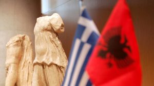 -1000-0-greqi-shqiperi